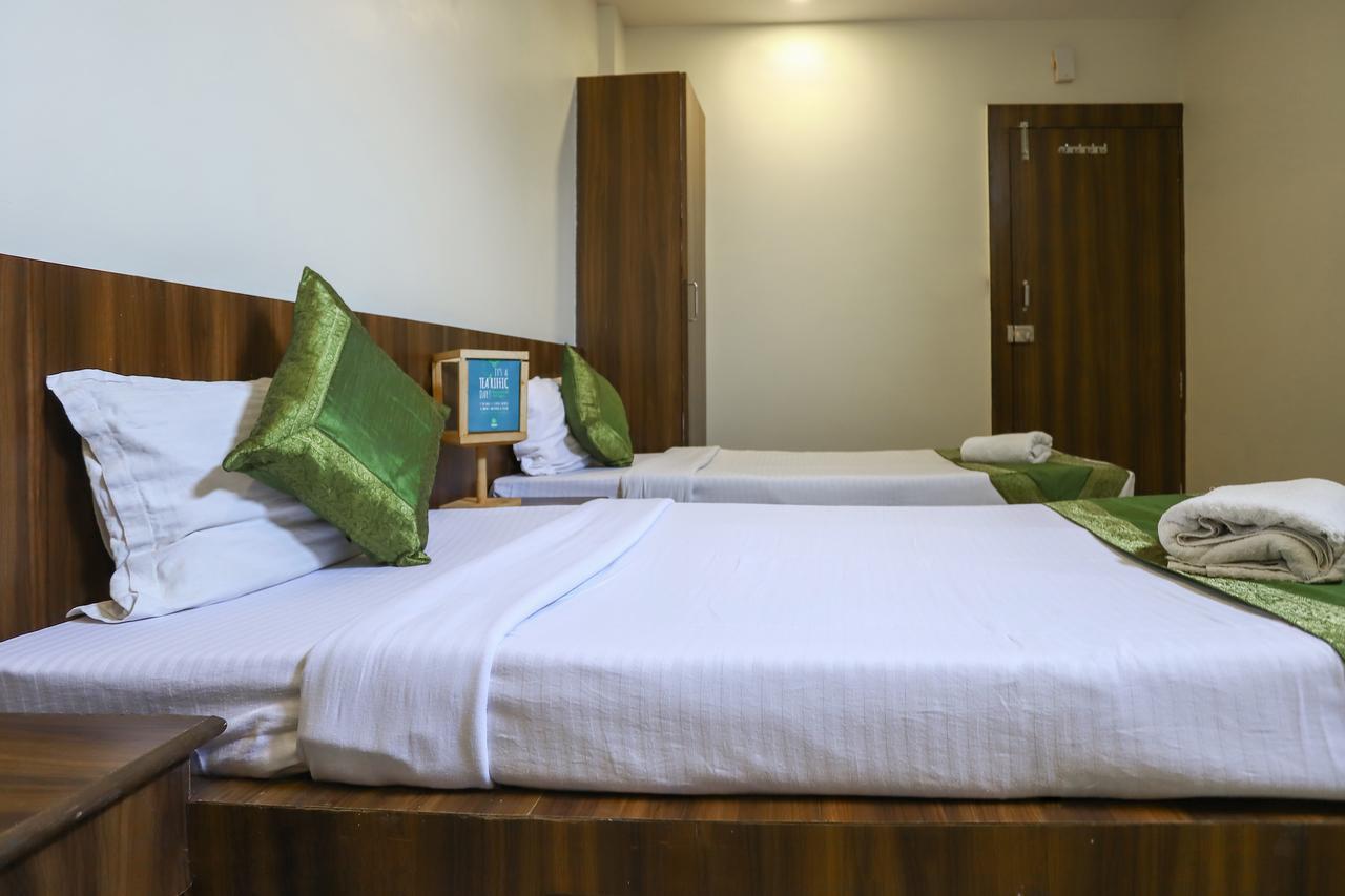 אויאיין Hotel Ashoka Palace מראה חיצוני תמונה